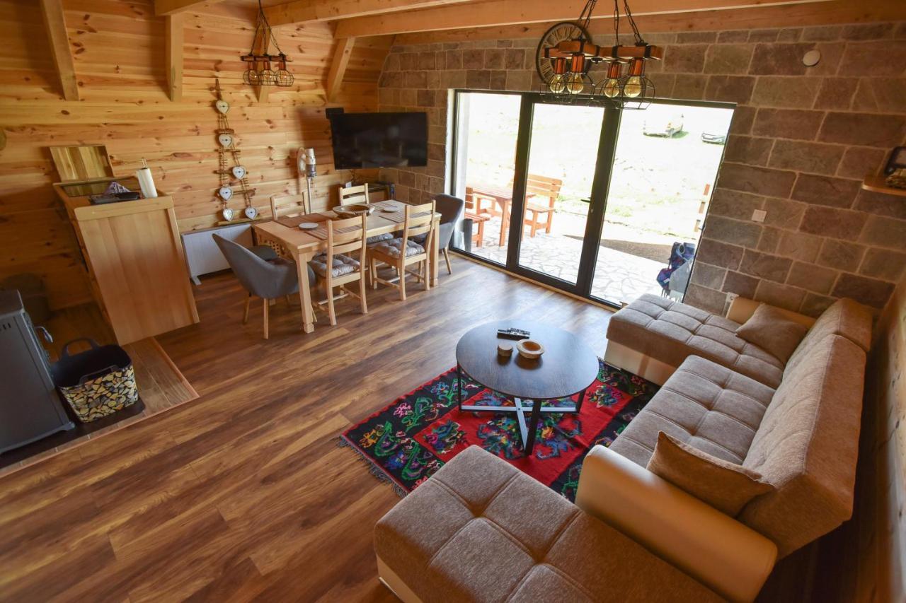 Guest House Max Žabljak Buitenkant foto